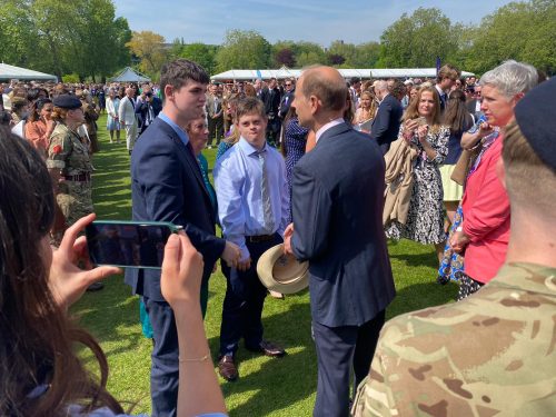 b2a83d3e-125d-4500-828a-b07446d620a7